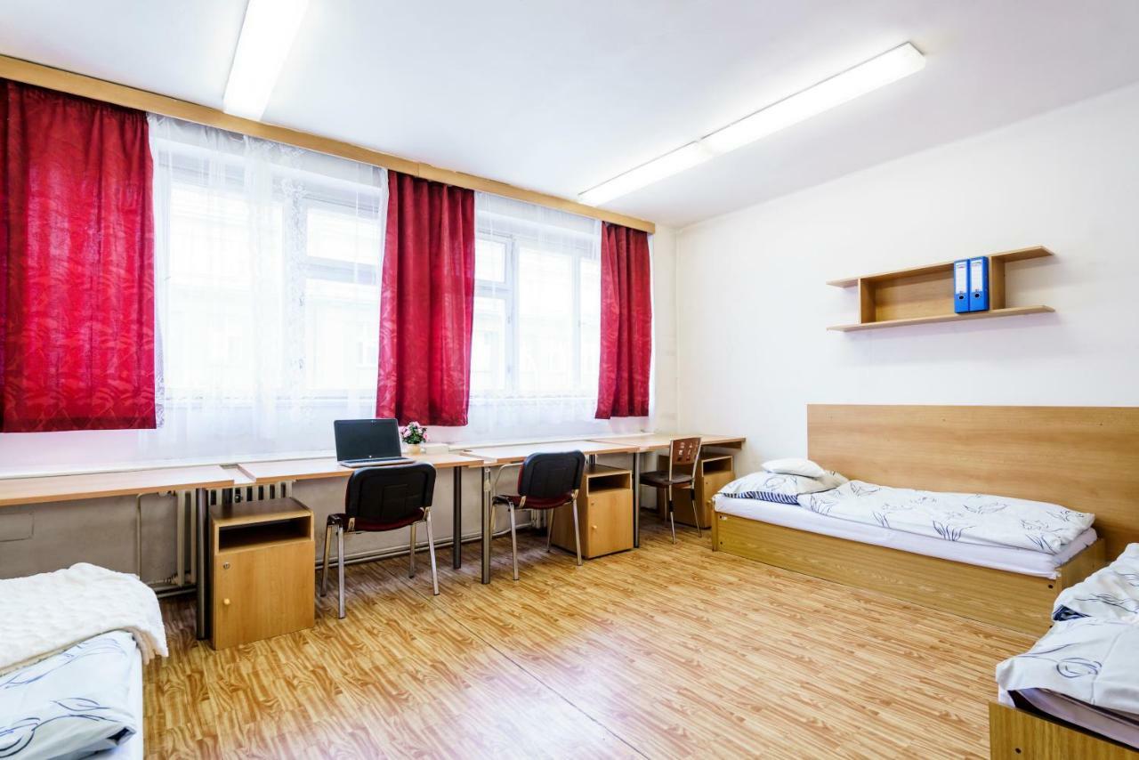 Sinkule Vandrerhjem Prag